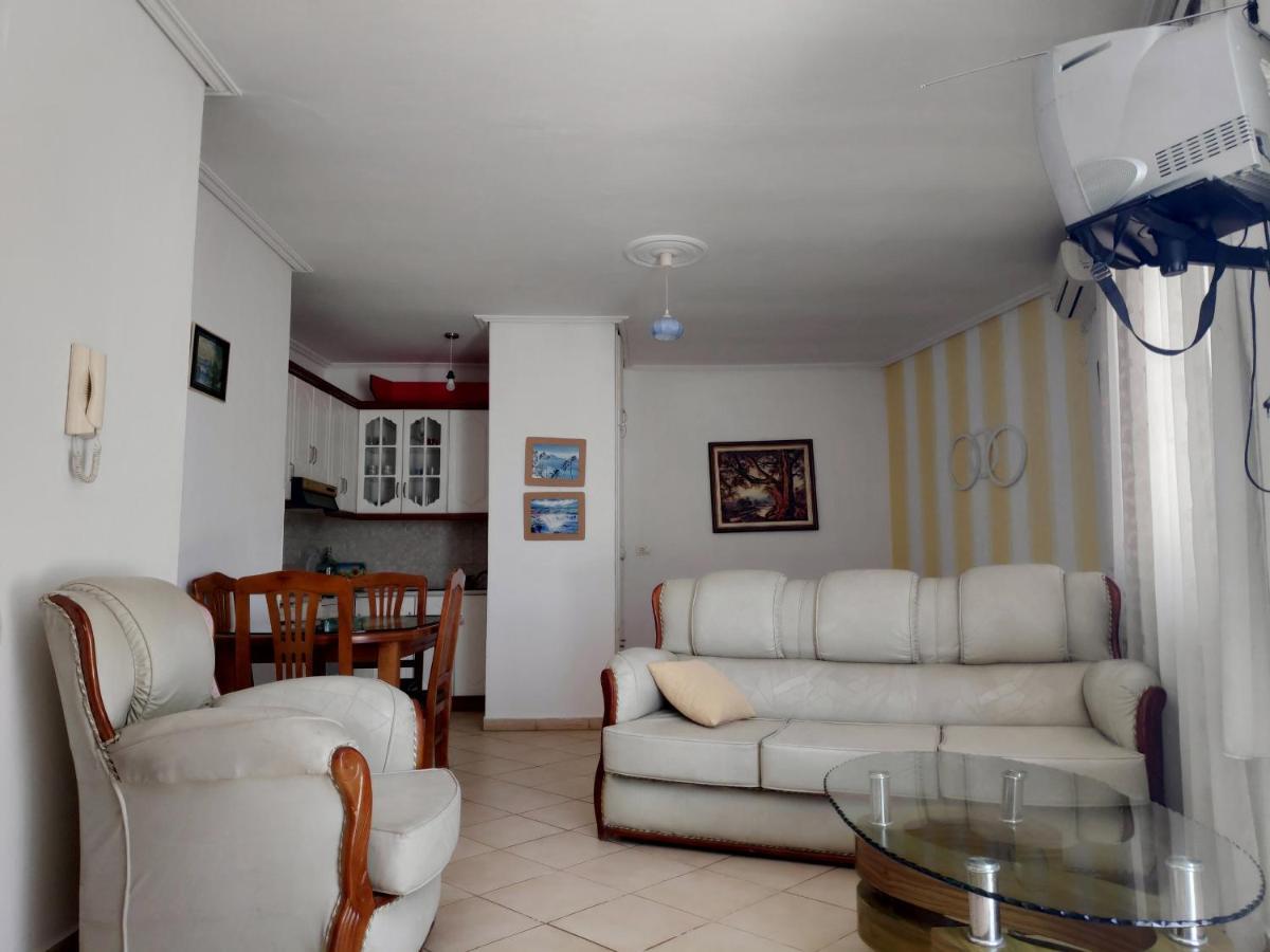 Private Studio Sea View 2 Minutes Away From Beach Саранде Екстериор снимка